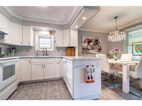 70 Margery Avenue, St. Catharines, ON - Indoor Photo Showing Kitchen