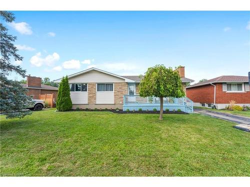 8848 Banting Street, Niagara Falls, ON - Outdoor