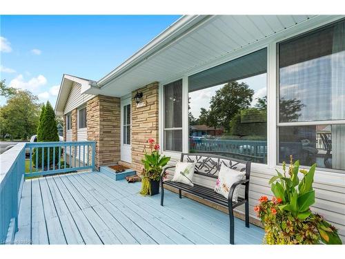 8848 Banting Street, Niagara Falls, ON - Outdoor With Deck Patio Veranda With Exterior