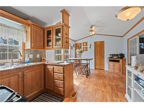 346-1501 8 Line, Niagara-On-The-Lake, ON - Indoor Photo Showing Kitchen With Double Sink