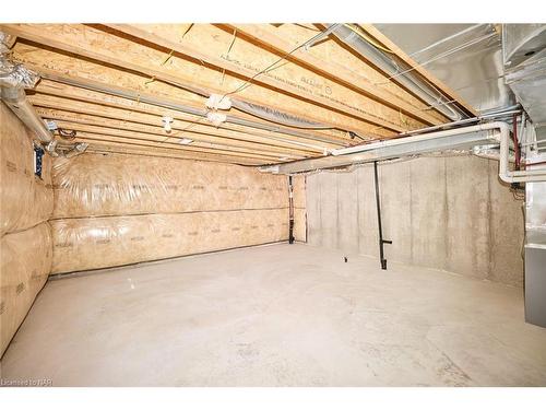 7739 Dockweed Drive Drive, Niagara Falls, ON - Indoor Photo Showing Basement