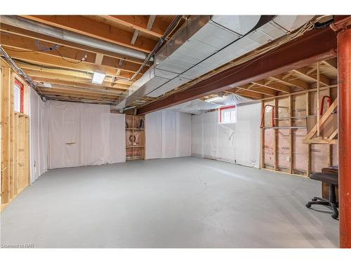 8466 Kelsey Crescent, Niagara Falls, ON - Indoor Photo Showing Basement