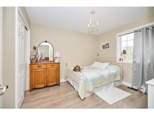 3-275 Pelham Road, St. Catharines, ON - Indoor Photo Showing Bedroom