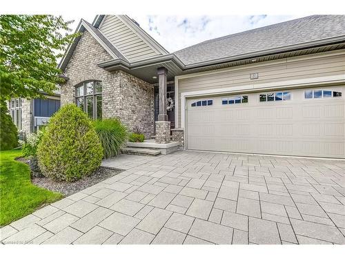 8 Cobblestone Drive, Niagara-On-The-Lake, ON - Outdoor