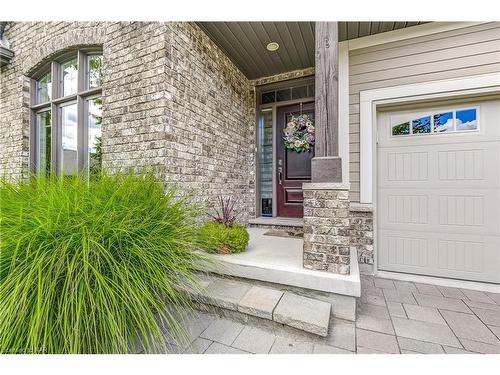 8 Cobblestone Drive, Niagara-On-The-Lake, ON - Outdoor