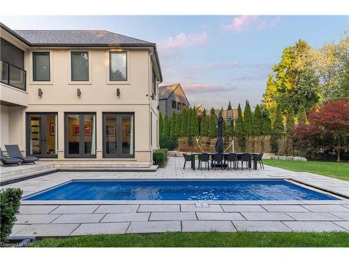 362 Niagara Boulevard, Niagara-On-The-Lake, ON - Outdoor With In Ground Pool With Backyard