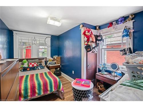 290 Division Street, Welland, ON - Indoor Photo Showing Bedroom