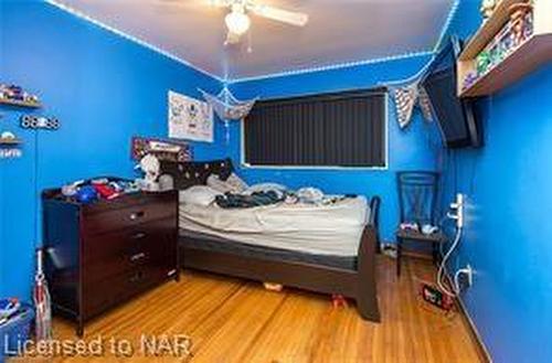 131 Third Street, Welland, ON - Indoor Photo Showing Bedroom