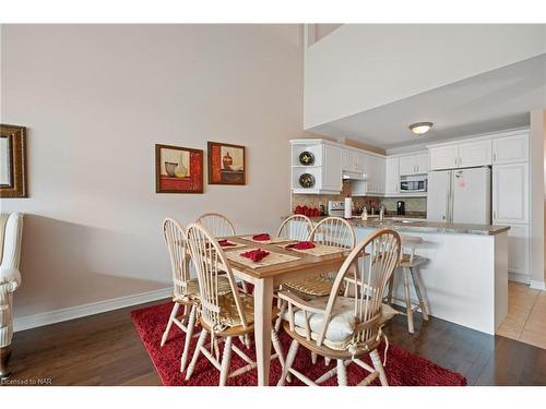 Ten-4300 Kalar Road, Niagara Falls, ON - Indoor Photo Showing Dining Room