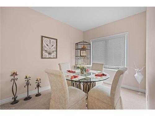 Ten-4300 Kalar Road, Niagara Falls, ON - Indoor Photo Showing Dining Room