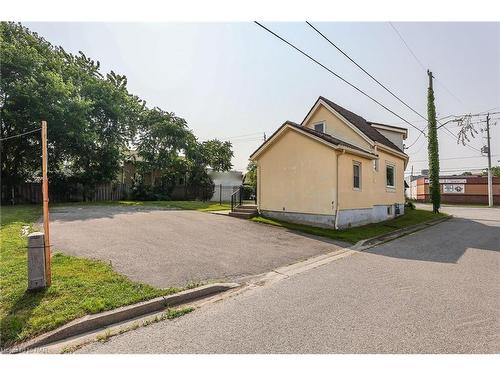 145 Welland Avenue, St. Catharines, ON - Outdoor