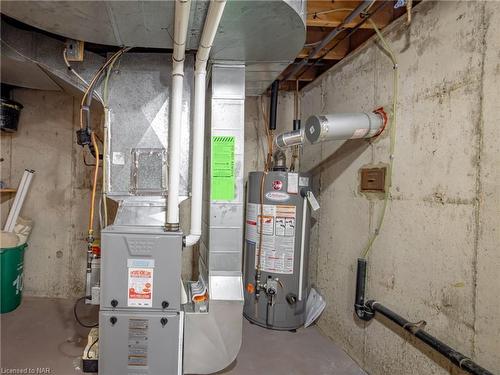 10 Noelle Drive, St. Catharines, ON - Indoor Photo Showing Basement