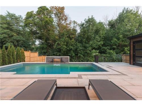 15 Fedorkow Lane, St. Davids, ON - Outdoor With In Ground Pool With Backyard