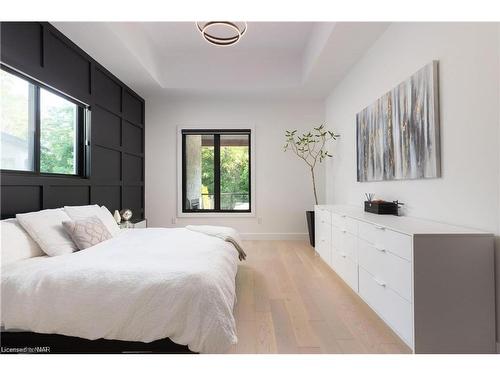 15 Fedorkow Lane, St. Davids, ON - Indoor Photo Showing Bedroom