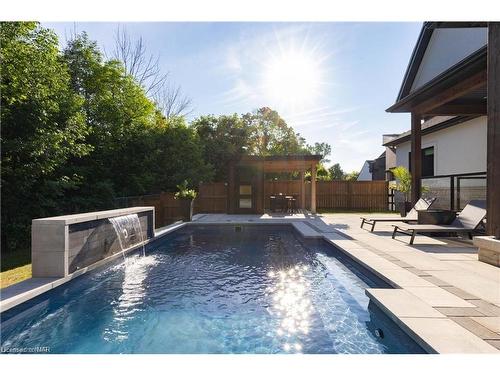 15 Fedorkow Lane, St. Davids, ON - Outdoor With In Ground Pool