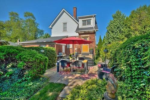 676 Niagara Street, St. Catharines, ON - Outdoor