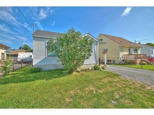 181 Idylewylde Street, Fort Erie, ON - Outdoor With Deck Patio Veranda