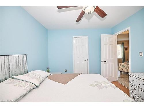 181 Idylewylde Street, Fort Erie, ON - Indoor Photo Showing Bedroom