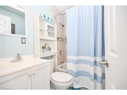 181 Idylewylde Street, Fort Erie, ON - Indoor Photo Showing Bathroom