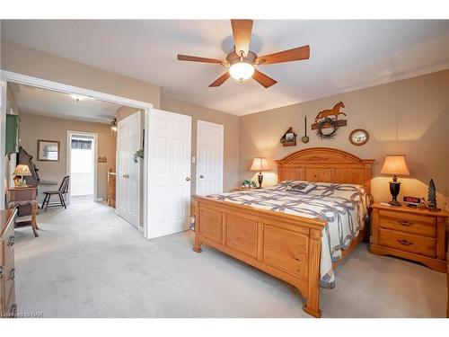 20 Robertson Road, Niagara-On-The-Lake, ON - Indoor Photo Showing Bedroom