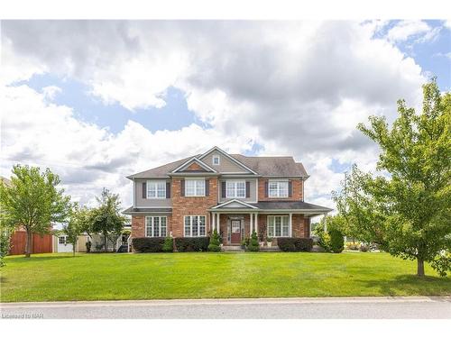 8760 Milomir Street, Niagara Falls, ON - Outdoor With Deck Patio Veranda With Facade