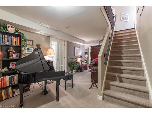 2234 Stonehaven Avenue, Niagara Falls, ON - Indoor Photo Showing Other Room