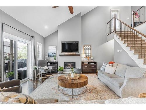 101 Silverwood Avenue, Welland, ON - Indoor Photo Showing Living Room With Fireplace