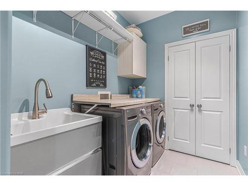 101 Silverwood Avenue, Welland, ON - Indoor Photo Showing Laundry Room