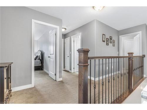 101 Silverwood Avenue, Welland, ON - Indoor Photo Showing Other Room