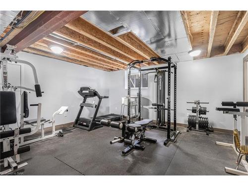 101 Silverwood Avenue, Welland, ON - Indoor Photo Showing Gym Room