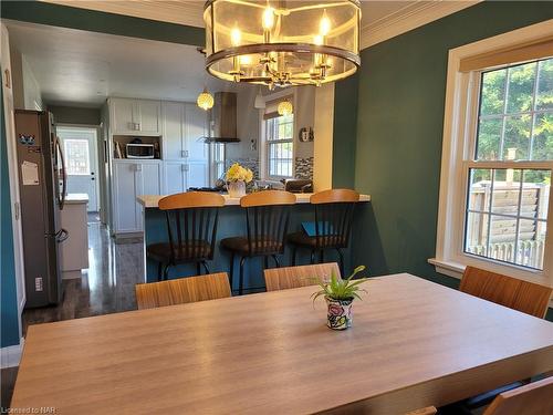 40 Walnut Street, Port Colborne, ON - Indoor Photo Showing Dining Room