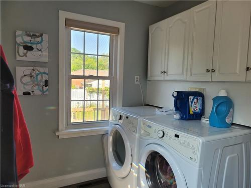 40 Walnut Street, Port Colborne, ON - Indoor Photo Showing Laundry Room