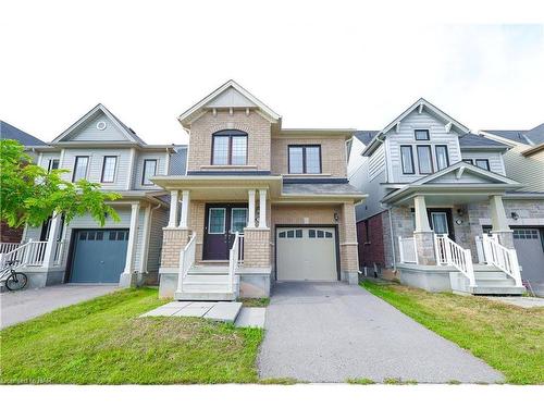 7710 Buckeye Crescent, Niagara Falls, ON - Outdoor With Facade