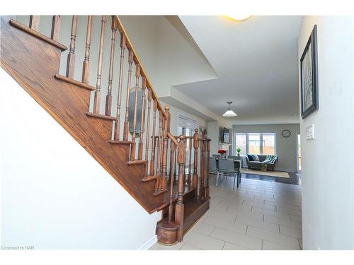 7710 Buckeye Crescent, Niagara Falls, ON - Indoor Photo Showing Other Room