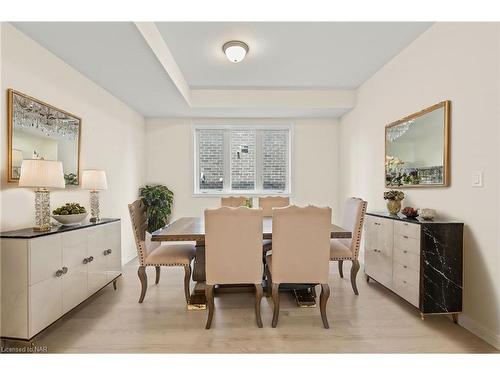 34 Oriole Crescent, Port Colborne, ON - Indoor Photo Showing Dining Room