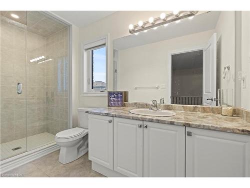 34 Oriole Crescent, Port Colborne, ON - Indoor Photo Showing Bathroom