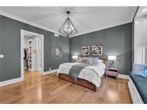 2 Cottage Street, Niagara-On-The-Lake, ON - Indoor Photo Showing Bedroom