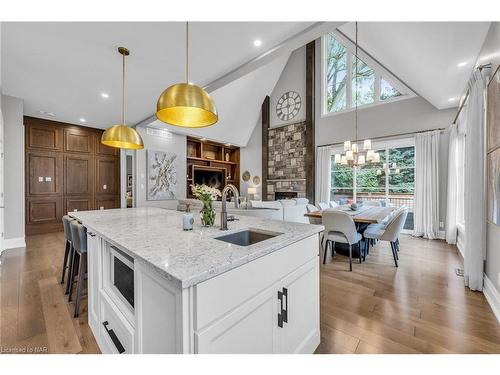 2 Cottage Street, Niagara-On-The-Lake, ON - Indoor Photo Showing Kitchen