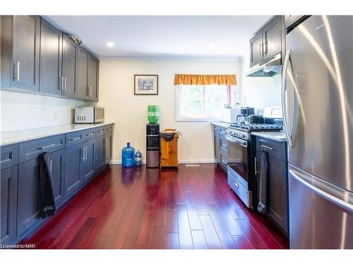 797 Forks Road, Welland, ON - Indoor Photo Showing Kitchen