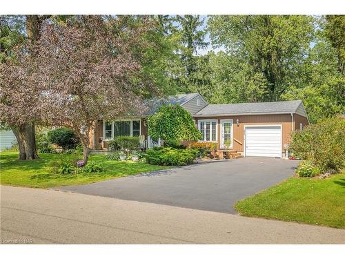 3660 Hazel Street, Ridgeway, ON - Outdoor With Facade