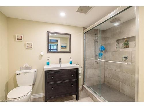 3660 Hazel Street, Ridgeway, ON - Indoor Photo Showing Bathroom