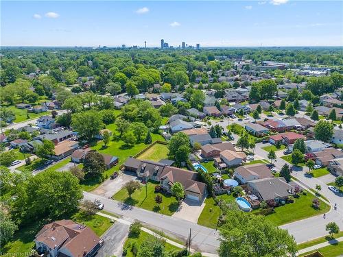 8028 Booth Street, Niagara Falls, ON - Outdoor With View