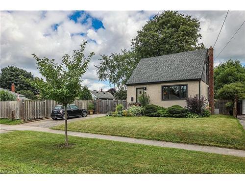 6746 Waters Avenue, Niagara Falls, ON - Outdoor