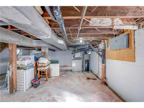 5371 Huron Street, Niagara Falls, ON - Indoor Photo Showing Basement