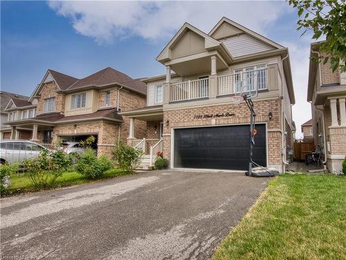 7725 Black Maple Drive, Niagara Falls, ON - Outdoor With Facade