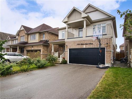 7725 Black Maple Drive, Niagara Falls, ON - Outdoor With Facade