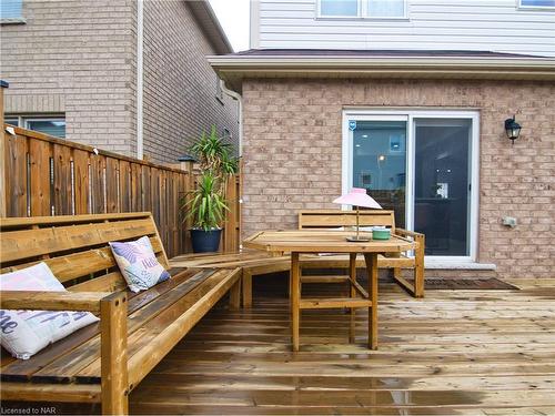 7725 Black Maple Drive, Niagara Falls, ON - Outdoor With Deck Patio Veranda With Exterior