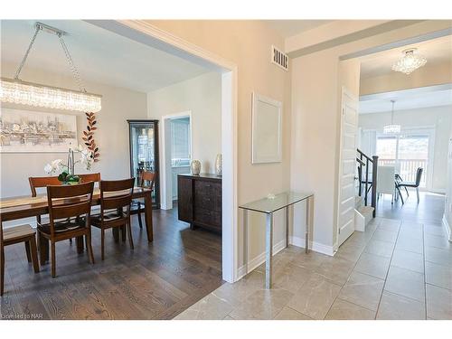 13 Cinnamon Street, Thorold, ON - Indoor Photo Showing Dining Room