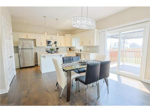 13 Cinnamon Street, Thorold, ON - Indoor Photo Showing Dining Room