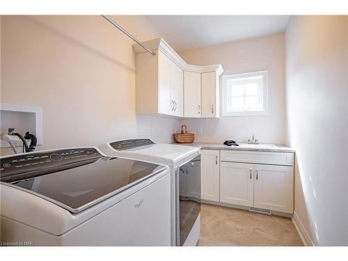 3458 Trillium Crescent Crescent, Ridgeway, ON - Indoor Photo Showing Laundry Room